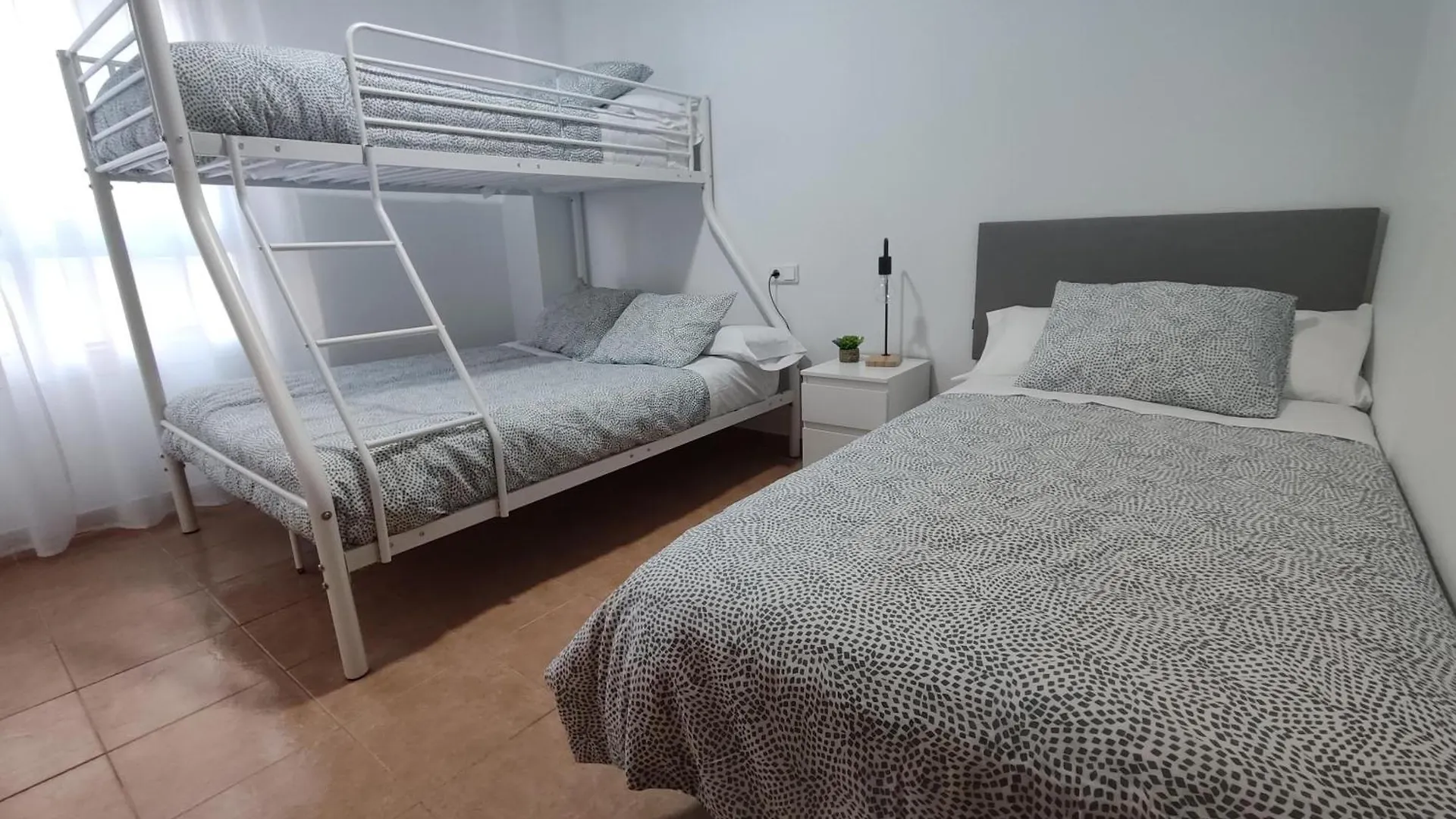 Apartamento En Sevilla Con Piscina La Algaba